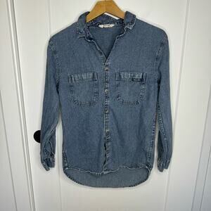 Rollas Medium Wash Denim Button Down Casual Shirt Size Small